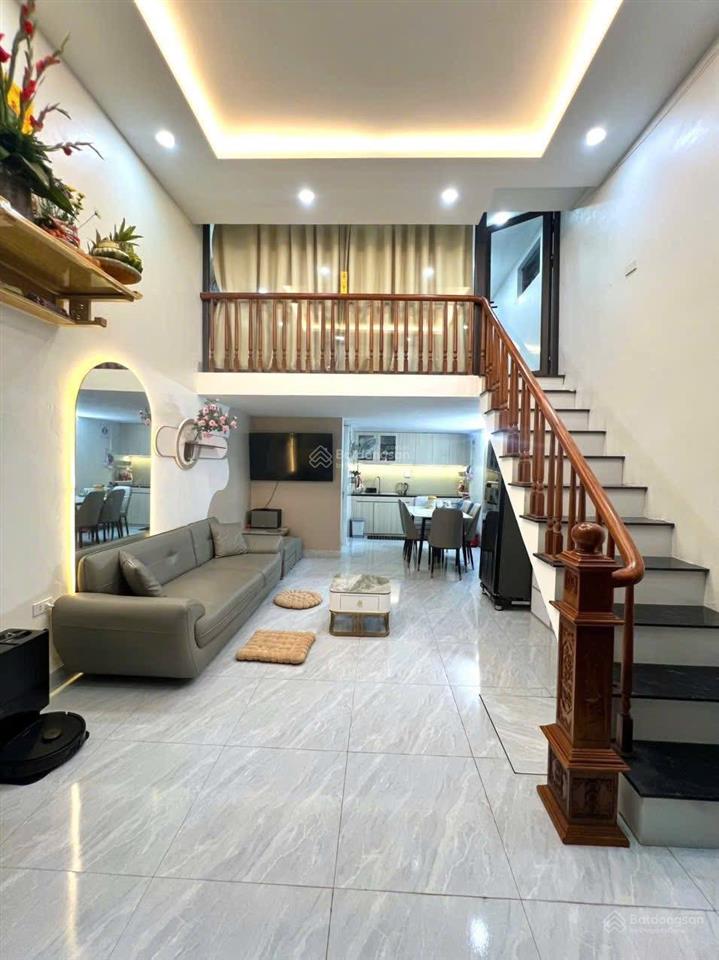 Bán nhà định công thượng, lô góc, gần ôtô , kd, không qh, gần phố, sổ cc, full nội thất, dt 35m2*5t