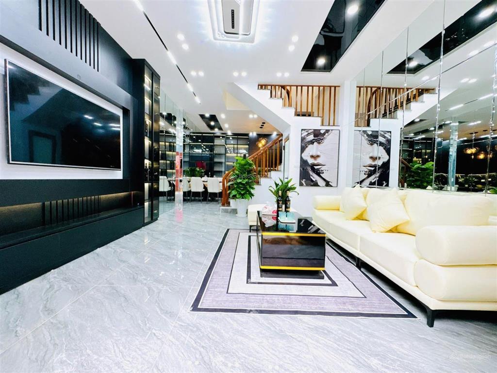 Nhà đẹp kim giang, ngõ thông, lô góc, 2 thoáng, gần ôtô, không qh, sổ nở hậu, dt 36m2*5t