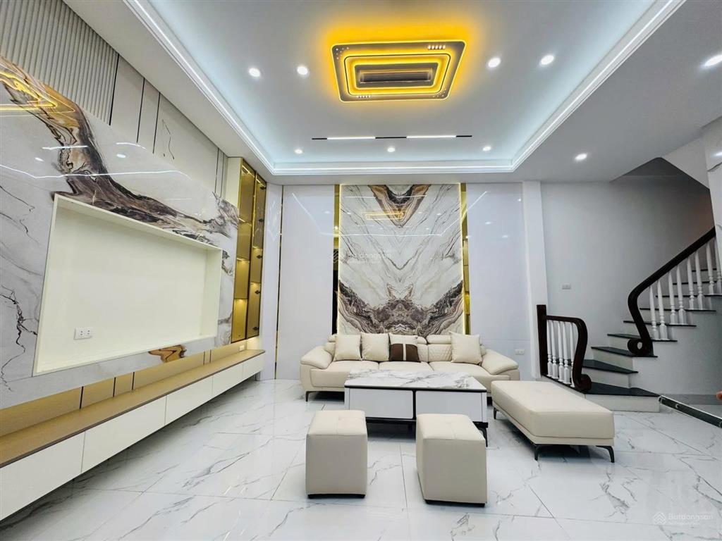 Nhà thật định công hạ, gần ôtô, kd, ngõ thông, gần phố, có thang máy, sổ cc, dt 41m2*6t