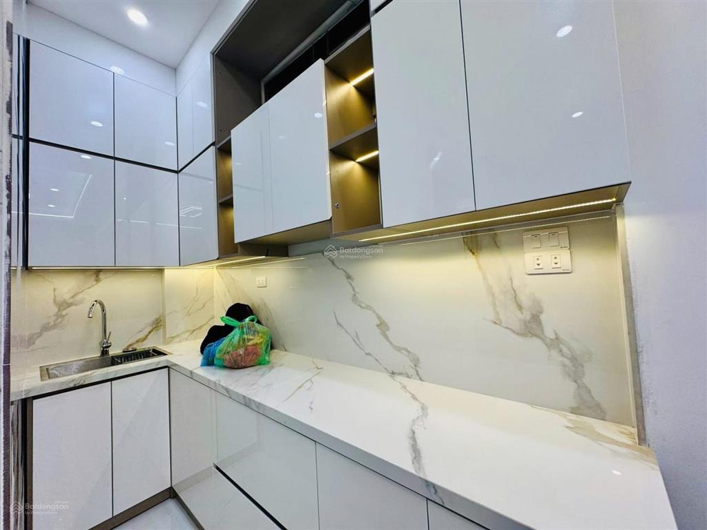 Nhà thật định công hạ, gần ôtô, kd, ngõ thông, gần phố, có thang máy, sổ cc, dt 41m2*6t