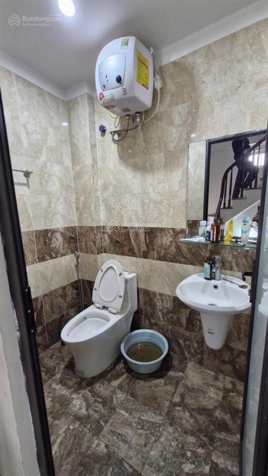 Nhà thật định công hạ, lô góc, gần ôtô, kd, sát cc bộ quốc phòng, sổ cc, qh ổn định 36m2*5t