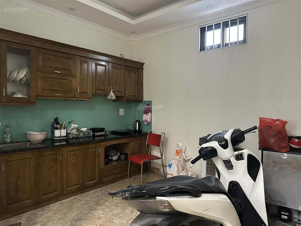 Nhà thật định công hạ, lô góc, gần ôtô, kd, sát cc bộ quốc phòng, sổ cc, qh ổn định 36m2*5t