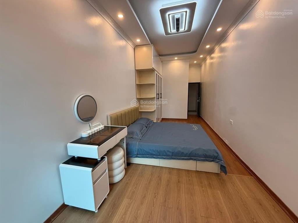 Siêu hiếm! khương đình,2 thoáng, kd, ngõ thông, 50m ra ôtô tránh, full nội thất, sổ cc, 40m2*5t