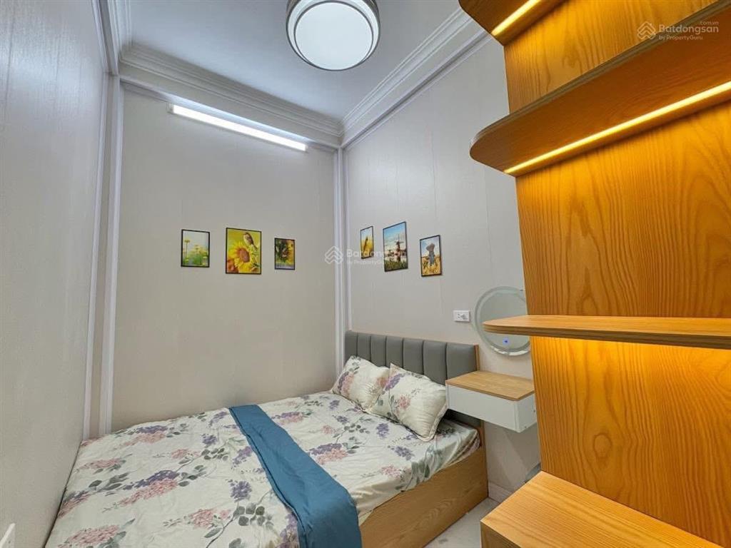 Nhà thật vũ tông phan, ngõ nông, nhà dân xây, gần ôtô, không qh, sổ cc, dt 36m2*5t