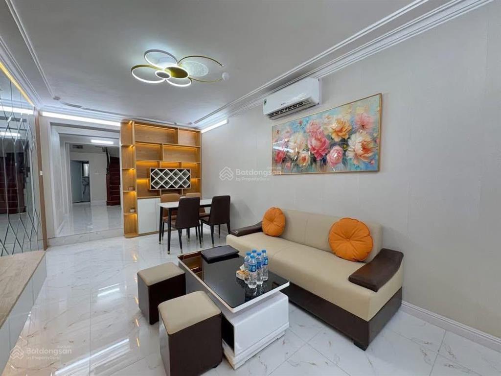 Nhà thật vũ tông phan, ngõ nông, nhà dân xây, gần ôtô, không qh, sổ cc, dt 36m2*5t