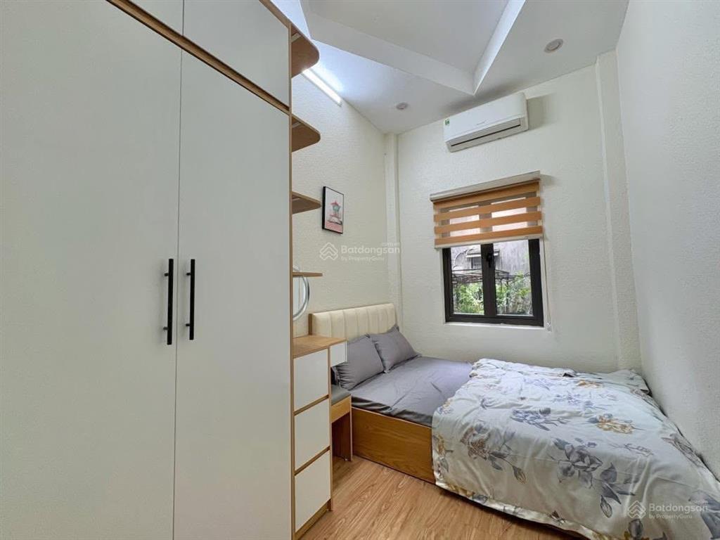 Nhà thật vũ tông phan, ngõ nông, nhà dân xây, gần ôtô, không qh, sổ cc, dt 36m2*5t