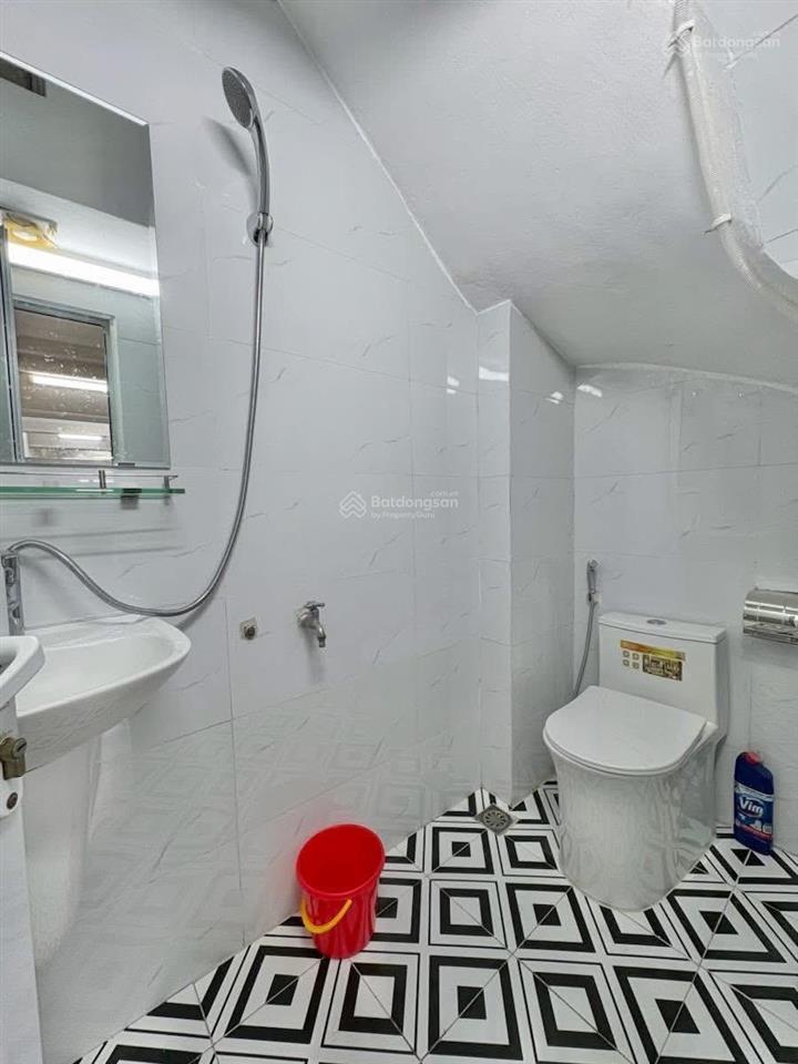 Nhà thật vũ tông phan, ngõ nông, nhà dân xây, gần ôtô, không qh, sổ cc, dt 36m2*5t