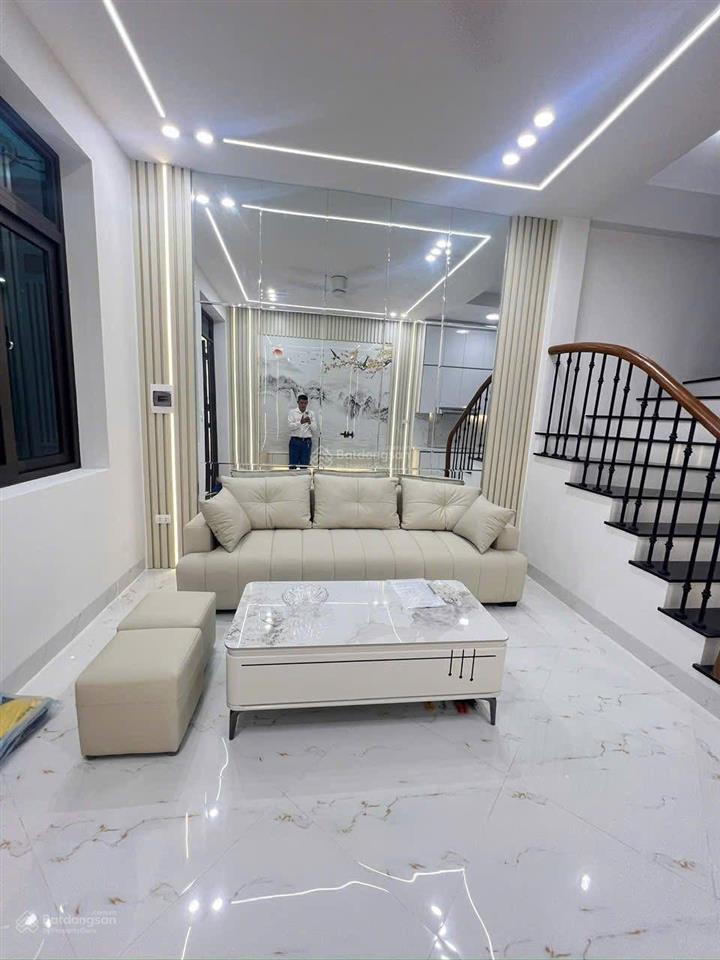Nhà mới bùi xương trạch, 2 thoáng, kd, ngõ thông, gần phố, sổ cc, không qh, dt 40m2*5t