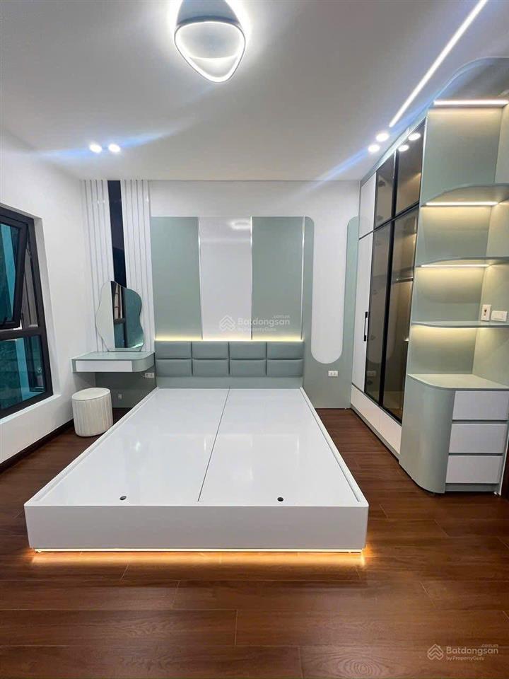 Nhà mới bùi xương trạch, 2 thoáng, kd, ngõ thông, gần phố, sổ cc, không qh, dt 40m2*5t