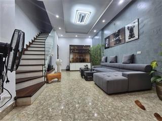 Mới cứng định công hạ, 30m ra ôtô, kd, gần phố, có thang máy, sổ cc, dt 40m2*6t