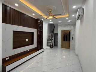 Định công hạ, 30m ra ôtô, kd, gần phố, ngõ thông, có thang máy, không qh, sổ cc, dt 40m2*6t