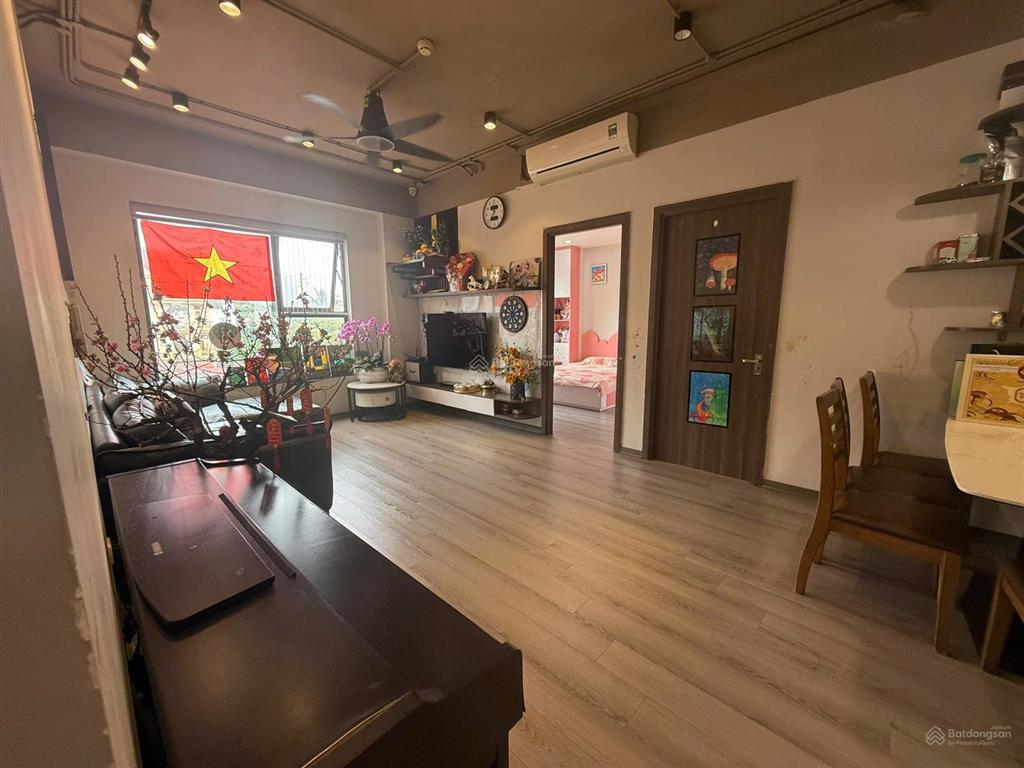 Vov mễ trì. căn 3 ngủ 86m2 tầng trung, nhà đẹp full nội thất, sẵn sổ, giá 7.25 tỷ.  0986 787 ***