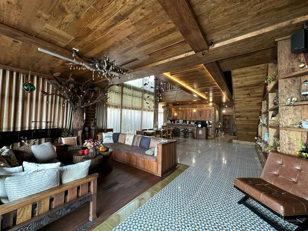 Penthouse duplex golden palace mễ trì. dt 338m2 nhà rộng đẹp như sky villa cần bán gấp.