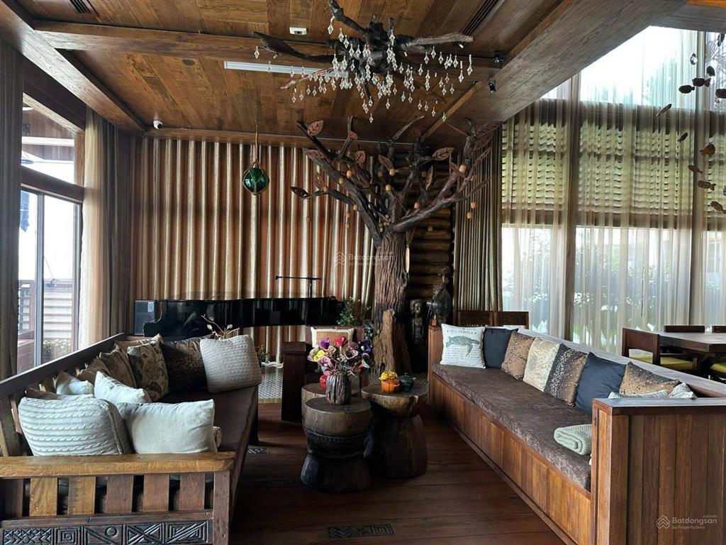 Penthouse duplex golden palace mễ trì. dt 338m2 nhà rộng đẹp như sky villa cần bán gấp.