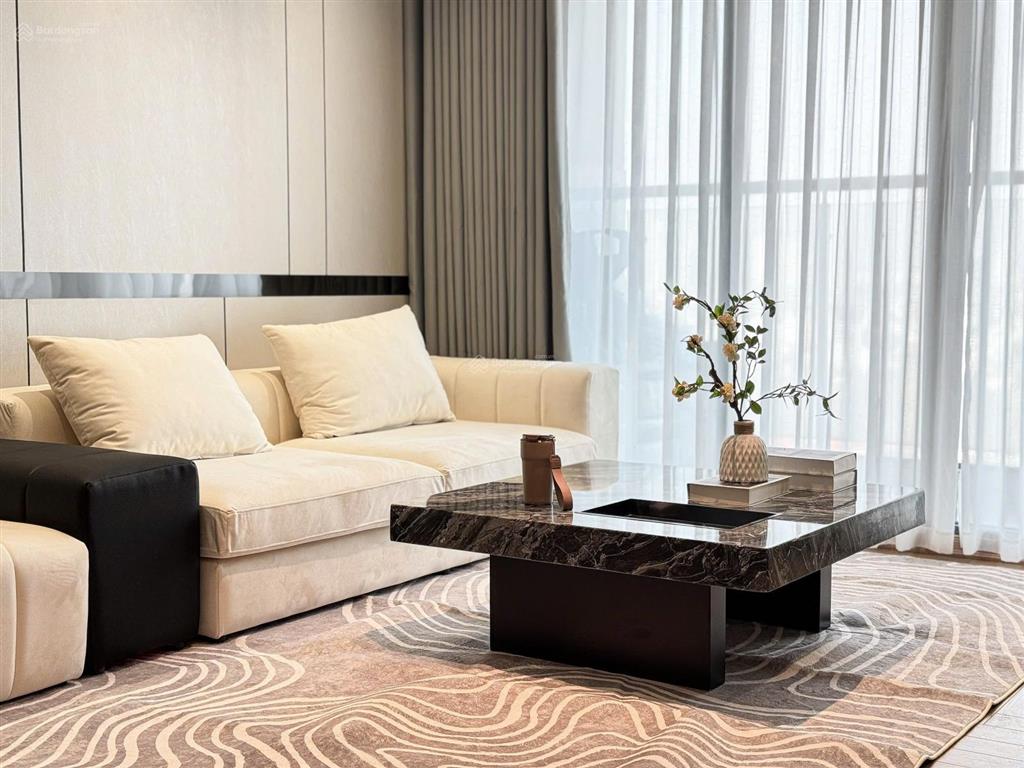 Mulberry lane, mỗ lao. căn góc 3 ngủ 127m2 tầng trung full nội thất đẹp, sẵn sổ giá 8.65 tỷ bao phí