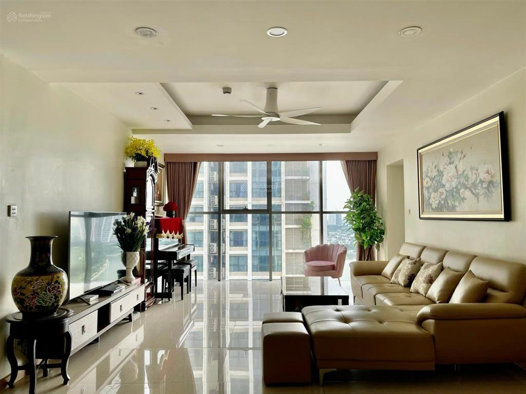 Thăng long n01. bán căn hộ đẹp 4 ngủ 173m2 tầng trung, đầy đủ nội thất, sẵn sổ, giá 12,5 tỷ
