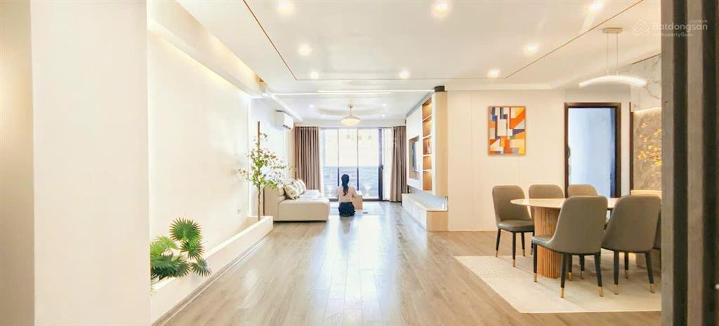 Bình vượng tower hà đông. căn hộ đẹp 4 ngủ 145.5m tầng trung đầy đủ nội thất, sẵn sổ, giá 6.8 tỷ bp