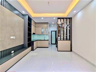 Phải nhanh tay! khu vip văn cao, ngõ nông, ba gác qua nhà, 30m ra ô tô, xây mới full nt, 40m2*5t