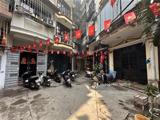 Bán nhà nguyên hồng  đống đa dt 31m2 6 tầng thang máy  15m ra ô tô  ngõ thông  nhà đẹp ở ngay!!