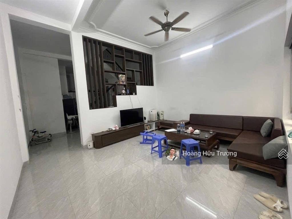 Bán nhà riêng phố đặng tiến đông  đống đa dt 45m2 4 tầng  dân xây  gần phố!!!