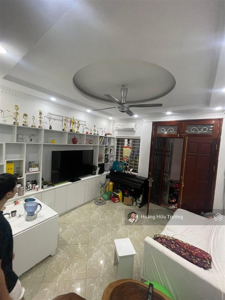 Bán nhà láng hạ  đống đa dt 38m2 6 tầng  gần phố  nhà đẹp ở ngay!!!