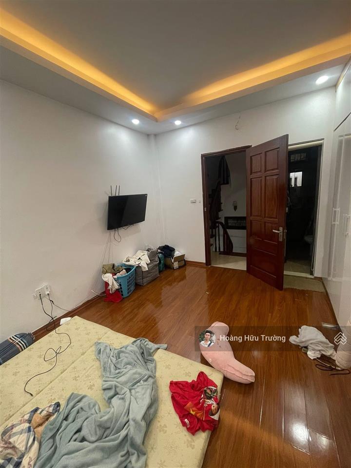 Bán nhà láng hạ  đống đa dt 38m2 6 tầng  gần phố  nhà đẹp ở ngay!!!