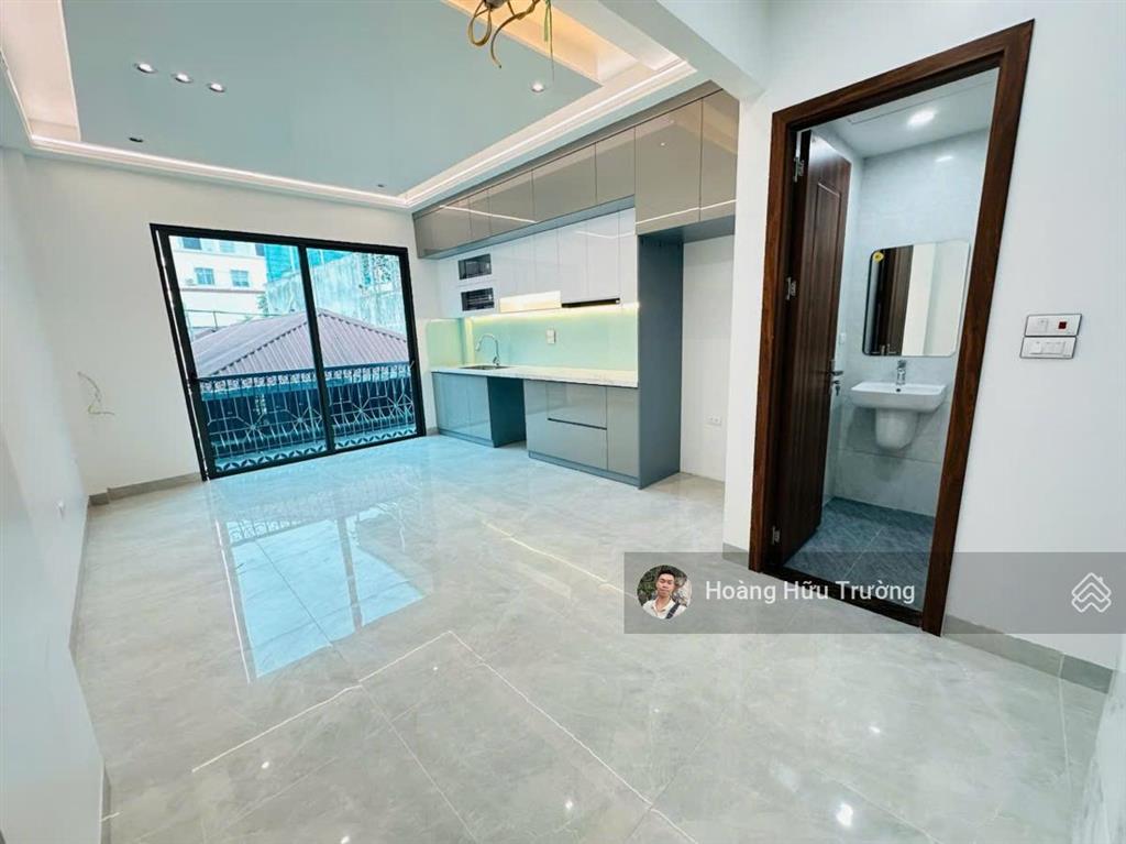 Bán nhà phố tôn đức thắng  dt 36m2 6 tầng thang máy  ngõ thông  40m ra mặt phố!