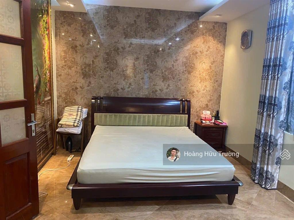 Bán nhà văn cao  ba đình dt 45m2 5 tầng  ô tô cách 10m