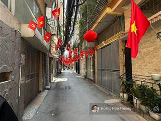 Bán nhà phố thái thịnh  yên lãng dt 50m2 4 tầng  ngõ thông  20m ra mặt phố!