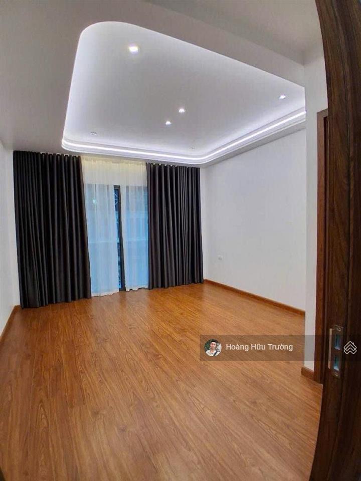 Bán nhà ô chợ dừa  đống đa dt 32m2 6 tầng thang máy  ngõ thông  gần phố  ở ngay!!!