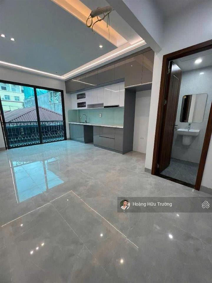 Bán nhà ô chợ dừa  đống đa dt 32m2 6 tầng thang máy  ngõ thông  gần phố  ở ngay!!!