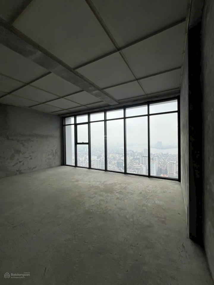 Chính chủ gửi bán căn penthouse to đẹp 400m2 thô, 5pn, giá 49 tỷ.  0936 203 ***