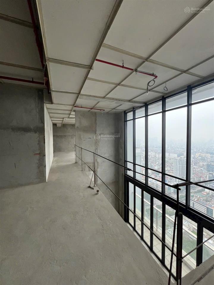 Chính chủ gửi bán căn penthouse to đẹp 400m2 thô, 5pn, giá 49 tỷ.  0936 203 ***