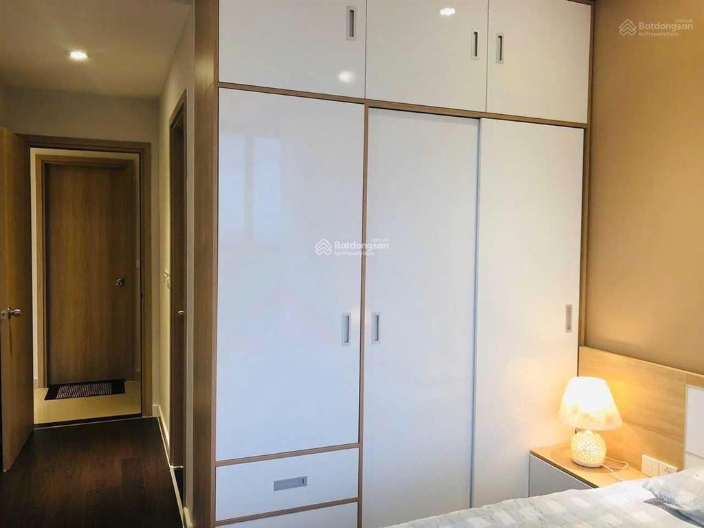 Cần bán lại căn hộ phúc thịnh tầng cao 80m2, 2pn, 2wc, có sh chính chủ. giá 4.6 tỷ thương lượng