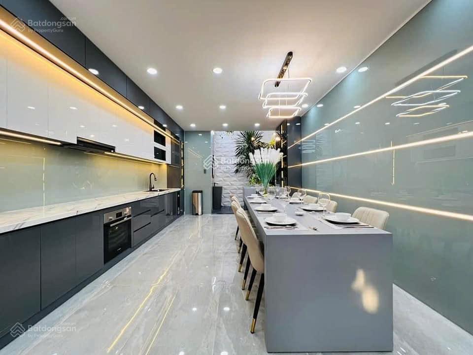 Bán căn căn hộ moonlight parkview, q.bình tân dt 65m2 2pn, 2wc lầu cao thoáng. giá bán 3.5tỷ(có sổ)