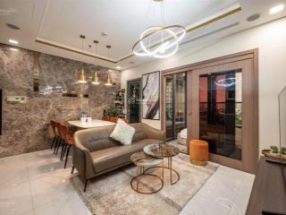 Bán căn hộ summer square q6 dt 60m2, 2pn, 2wc, giá bán 3.1 tỷ có sổ,  0939 586 *** thanh tùng