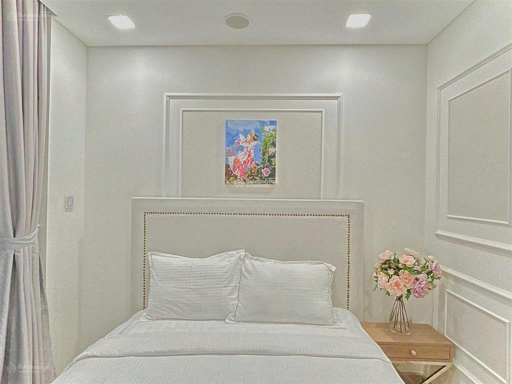 Chủ ký gửi bán căn hộ moonlight boulevard 68m,2pn,2wc, nhà đẹp. giá 3.45 tỷ. 0939 586 *** tùng