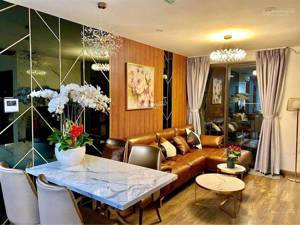 Bán căn hộ d  aqua q8 dt 70m2, 2pn, 2wc, giá bán 4.3 tỷ,  0939 586 *** thanh tùng