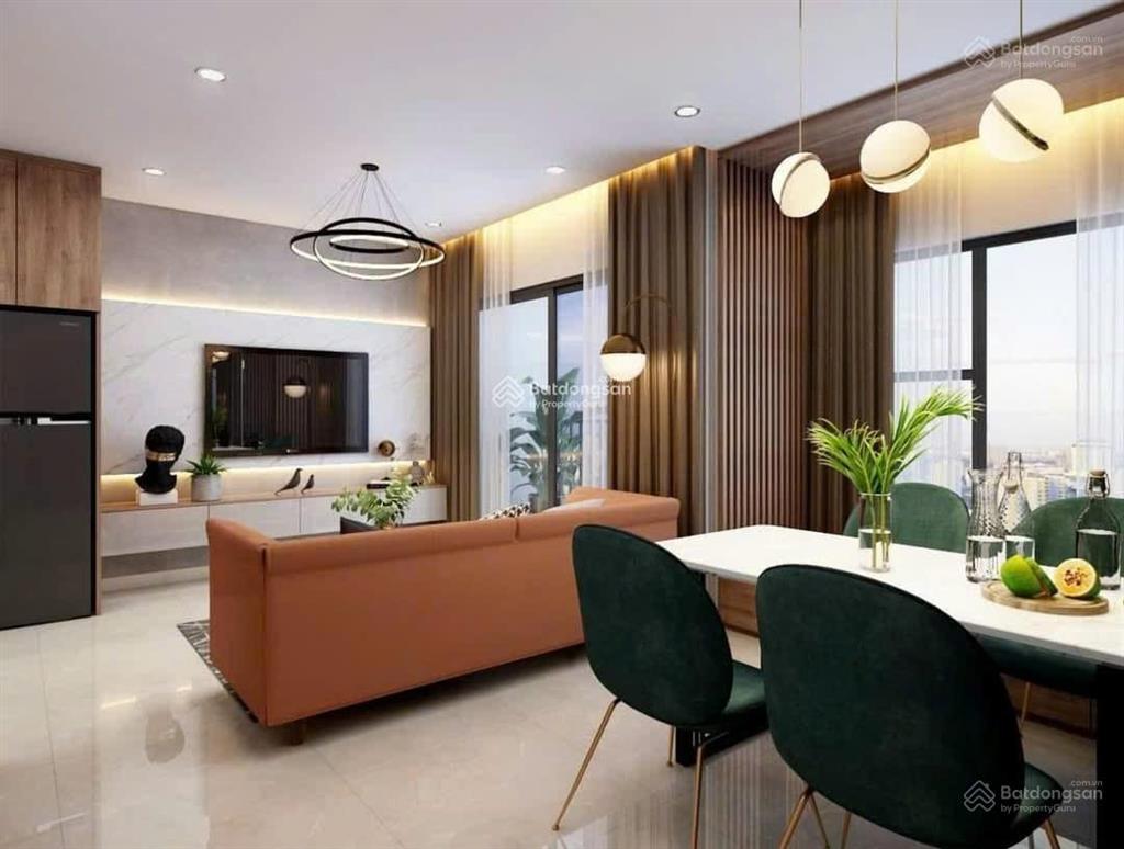 Tôi chính chủ bán garden gate q.pn tầng 11 view thoáng có ban công 70m,2pn,2wc. giá 7 tỷ sổ hồng