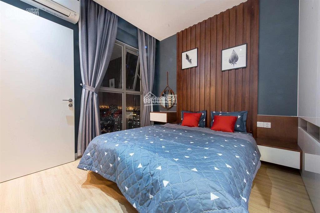 Bán lakai q.5 dt85m,2pn,2wc (tầng trung  có ban công). giá bán 4.5 tỷ.0939 586 *** thanh tùng