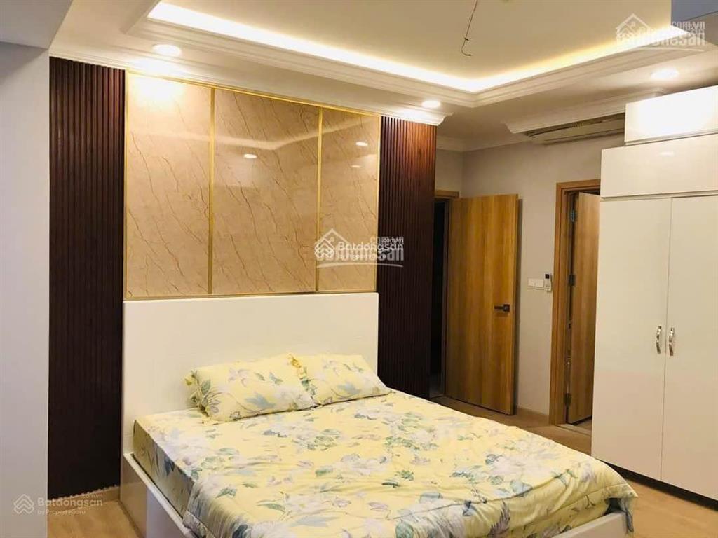 Cho thuê orient q.4 90m,3pn,2wc,có đồ nội thất. giá thuê 15 triệu/tháng.0939 586 *** thanh tùng
