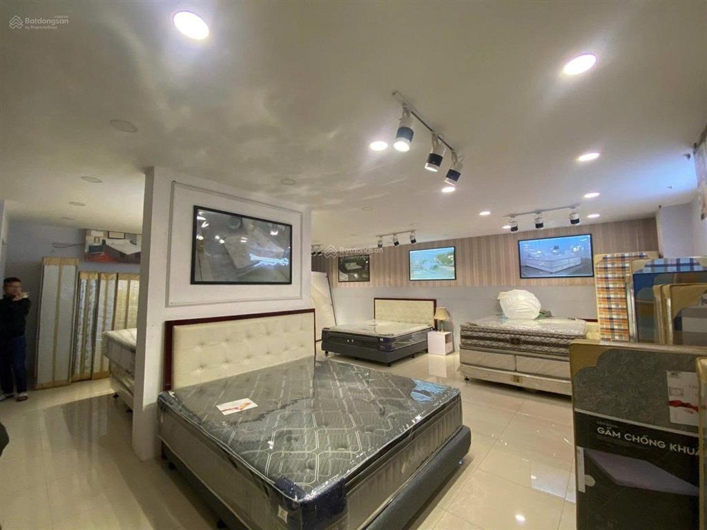 Cho thuê nhà mặt phố trần khát chân, dt 85m2x5 tầng, mt 9m, giá 90tr,  0968 896 ***