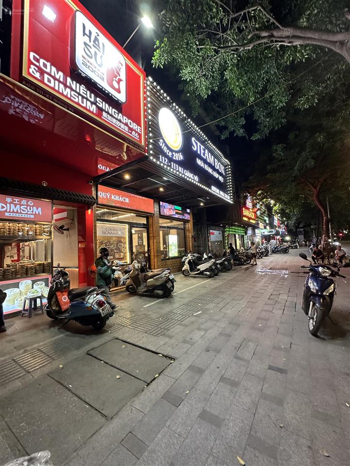 Cho thuê nhà mặt phố giảng võ, dt 97m2 + 35m2 gác lửng, mt 4.5m, giá 55tr,  0968 896 ***