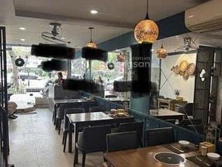 Cho thuê nhà mặt phố giảng võ, dt 97m2 + 35m2 gác lửng, mt 4.5m, giá 55tr,  0968 896 ***