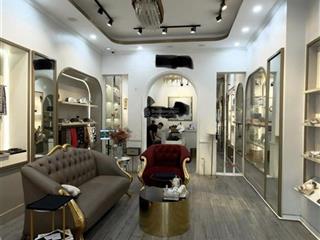 Cho thuê nhà mặt phố hàm long, dt 110m2 + kho, mt 5.5m, giá 46tr,  0968 896 ***