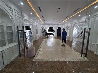 Cho thuê nhà mặt phố nguyễn văn huyên, dt 68m2x6 tầng, mt 5.7m, giá 65tr,  0968 896 ***