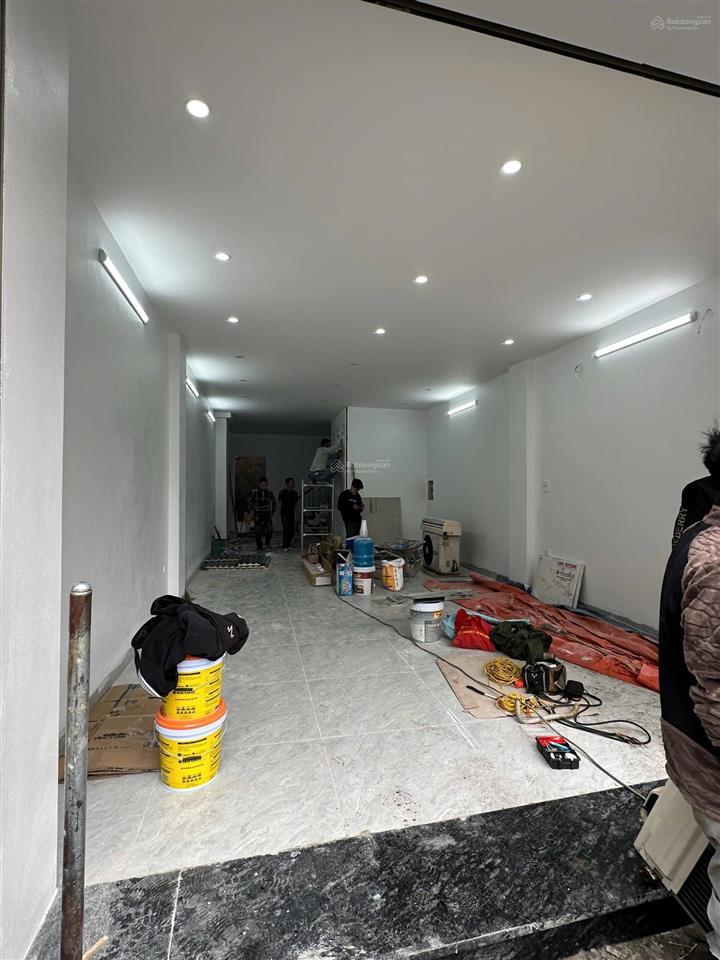Cho thuê nhà mặt phố bạch mai, dt 65m2x2 tầng, mt 5m, giá 40tr,  0968 896 ***