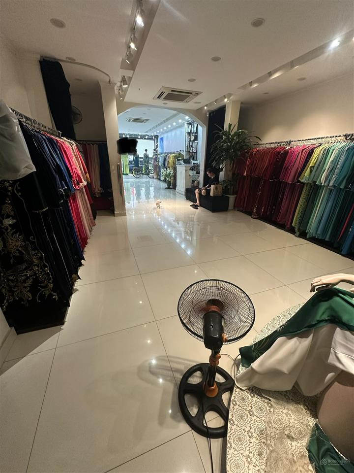 Cho thuê nhà mặt phố mai hắc đế, dt 100m2x2 tầng, mt 5m, giá 45tr,  0968 896 ***