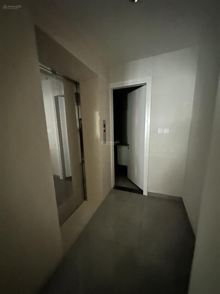 Cho thuê nhà mặt phố mai hắc đế, dt 100m2x7 tầng, mt 5m, giá 180tr,  0968 896 ***