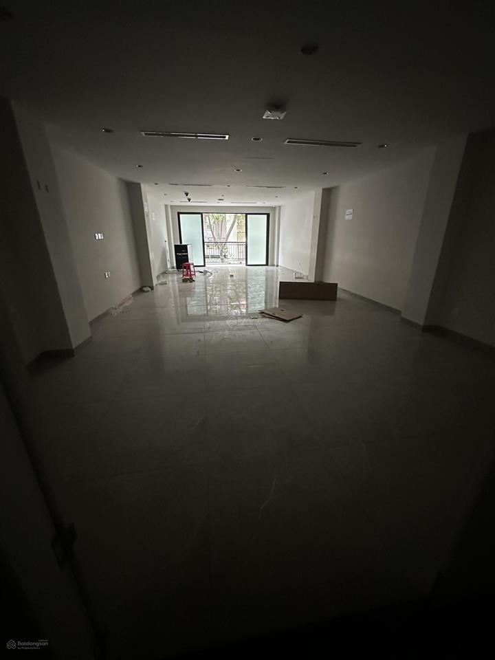 Cho thuê nhà mặt phố mai hắc đế, dt 100m2x7 tầng, mt 5m, giá 180tr,  0968 896 ***